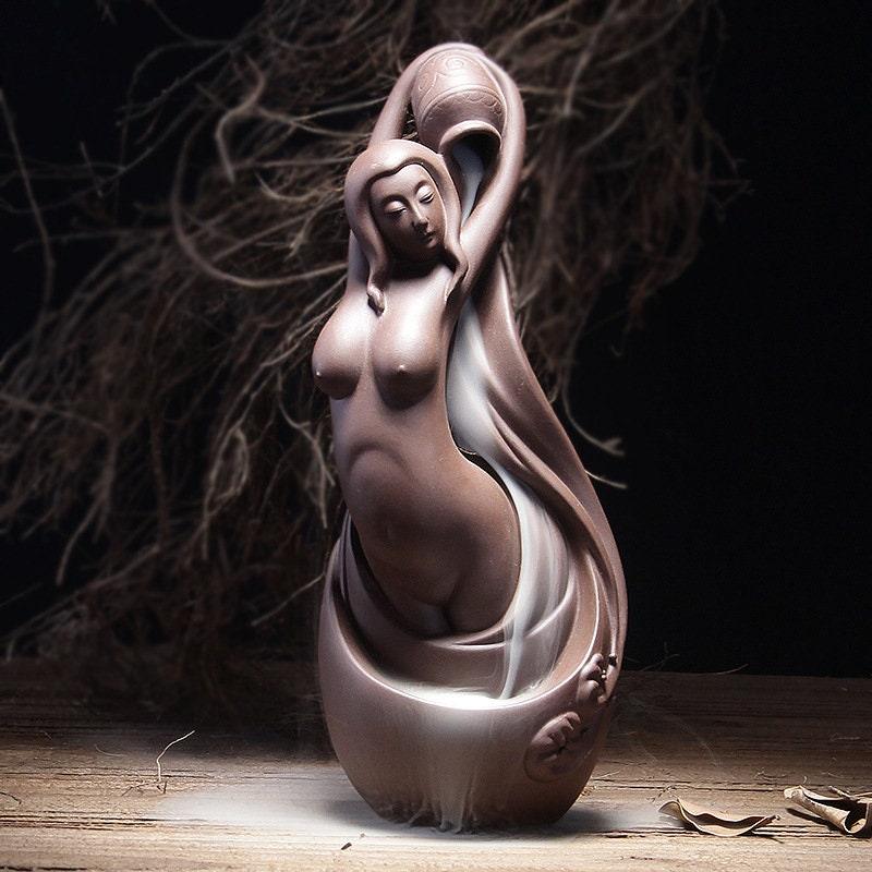 Elegant Bathing Woman Backflow Incense Burner - Ganesha's Market